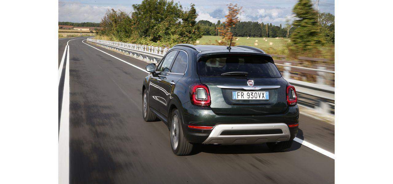 Fiat 500 X colore grigio moda