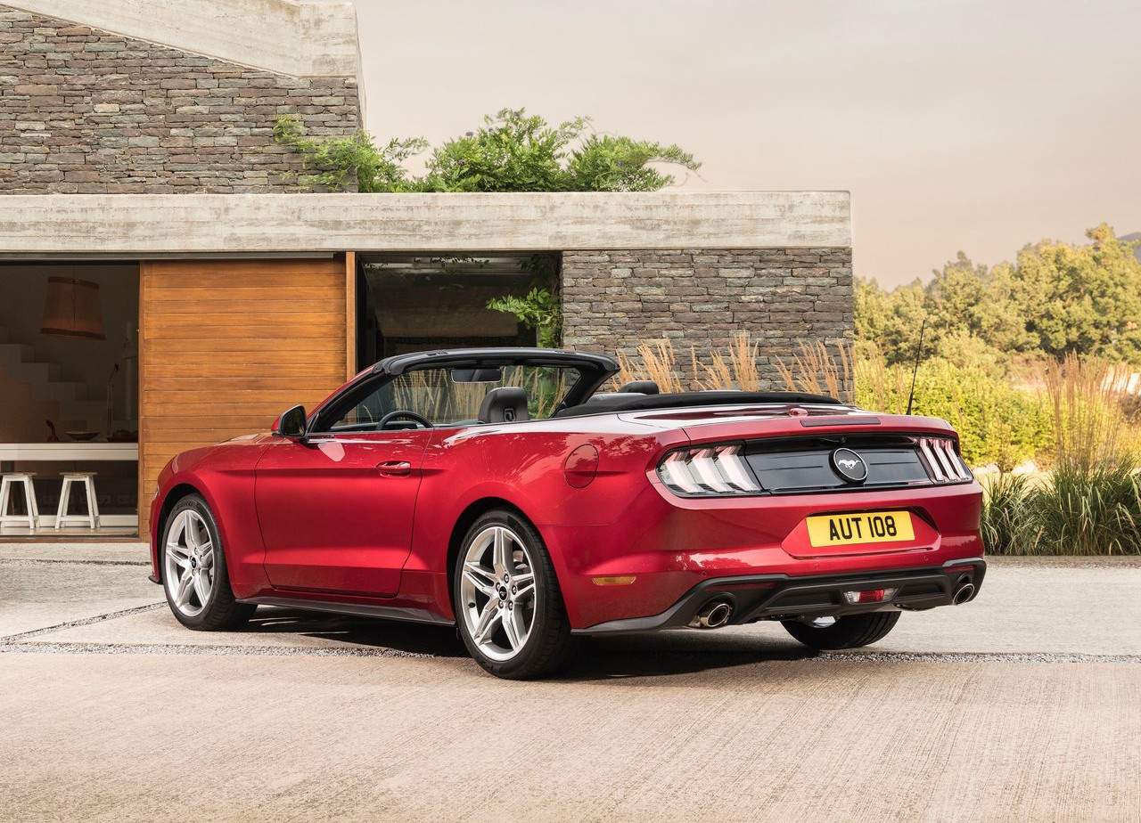 Ford Mustang Convertible