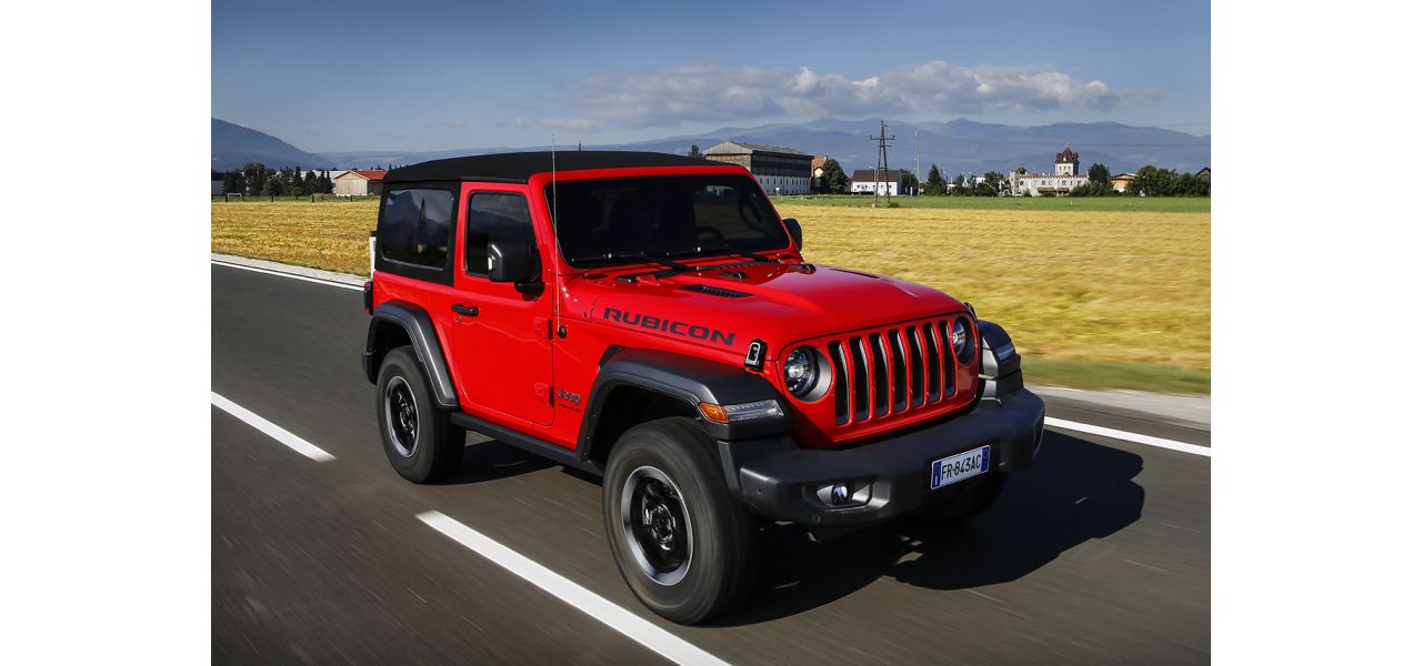 Jeep Wrangler colore firecracker red