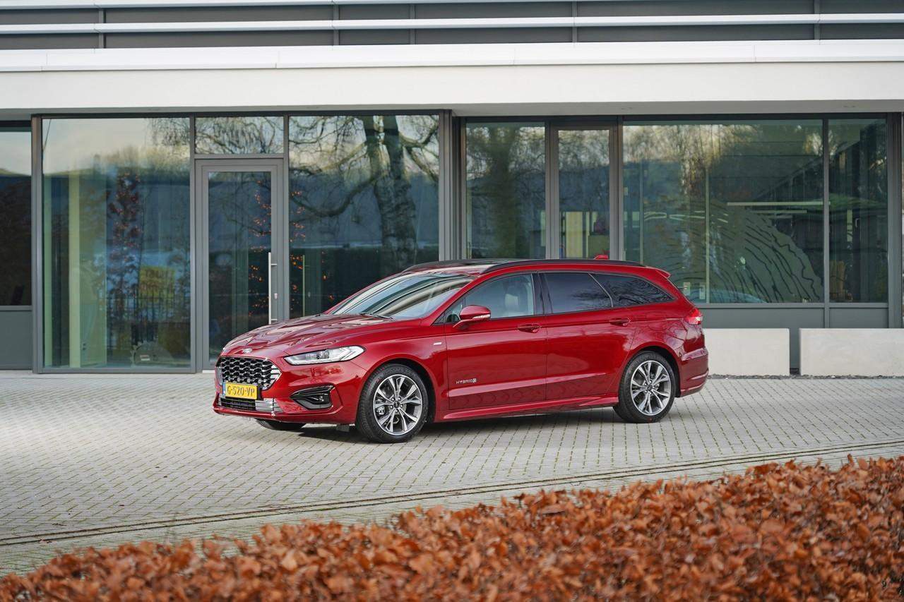 Ford Mondeo 2015 универсал