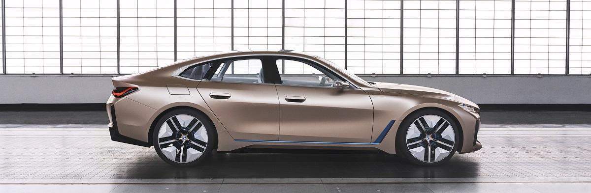 BMW i4