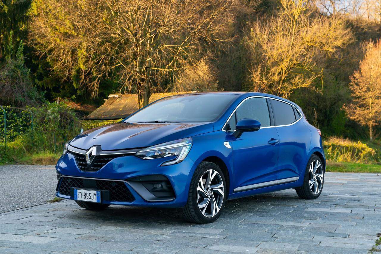 https://www.cheautocompro.it/sites/default/files/2020-04/Renault-Clio-2020-2.jpg