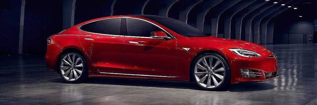 Tesla S