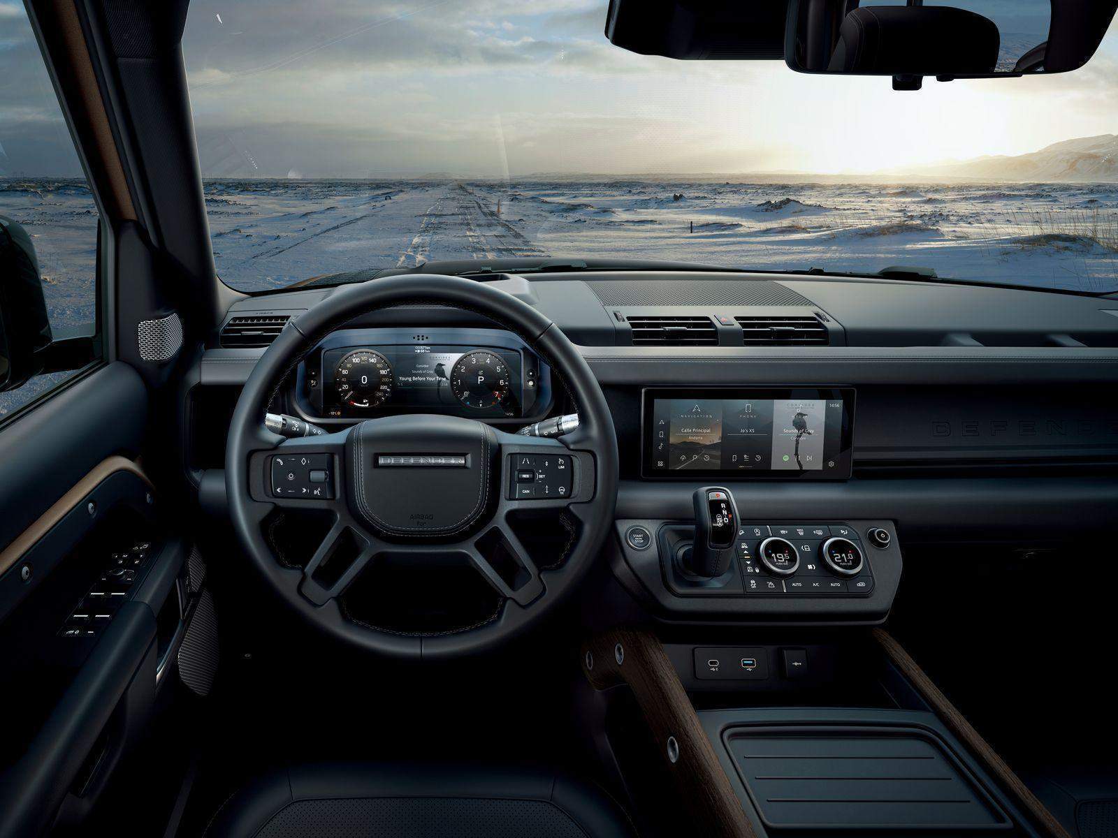 Land Rover Defender 110