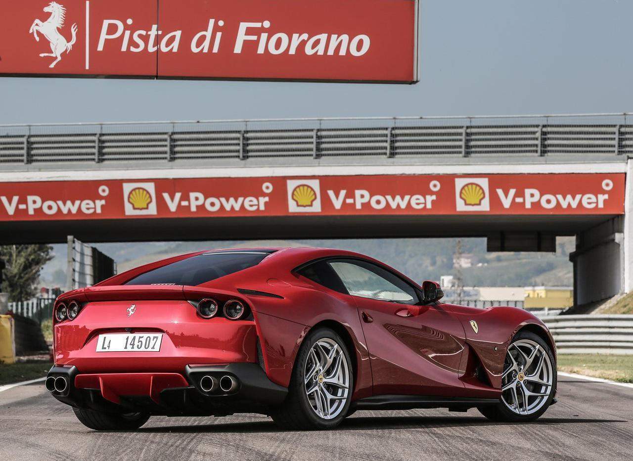 Ferrari 812 Superfast