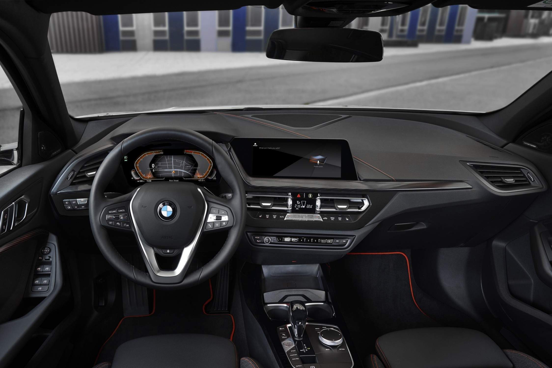 BMW Serie 1 interni 5