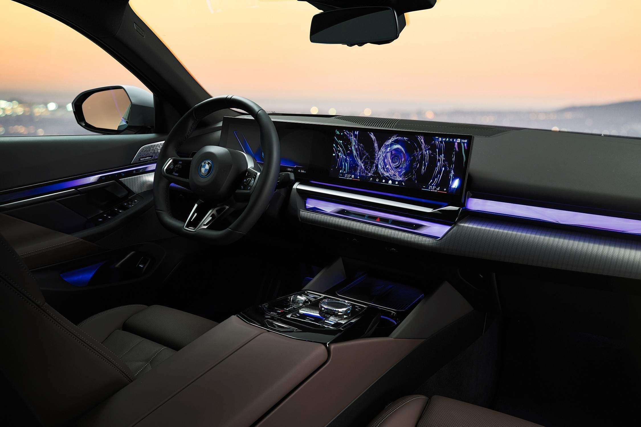BMW i5 eDrive40 interni