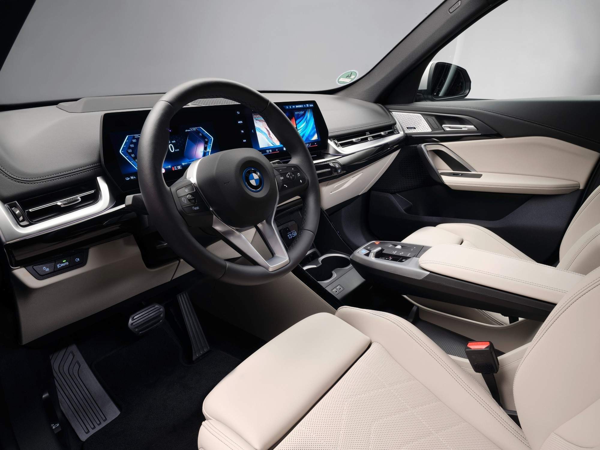 BMW iX1 interni