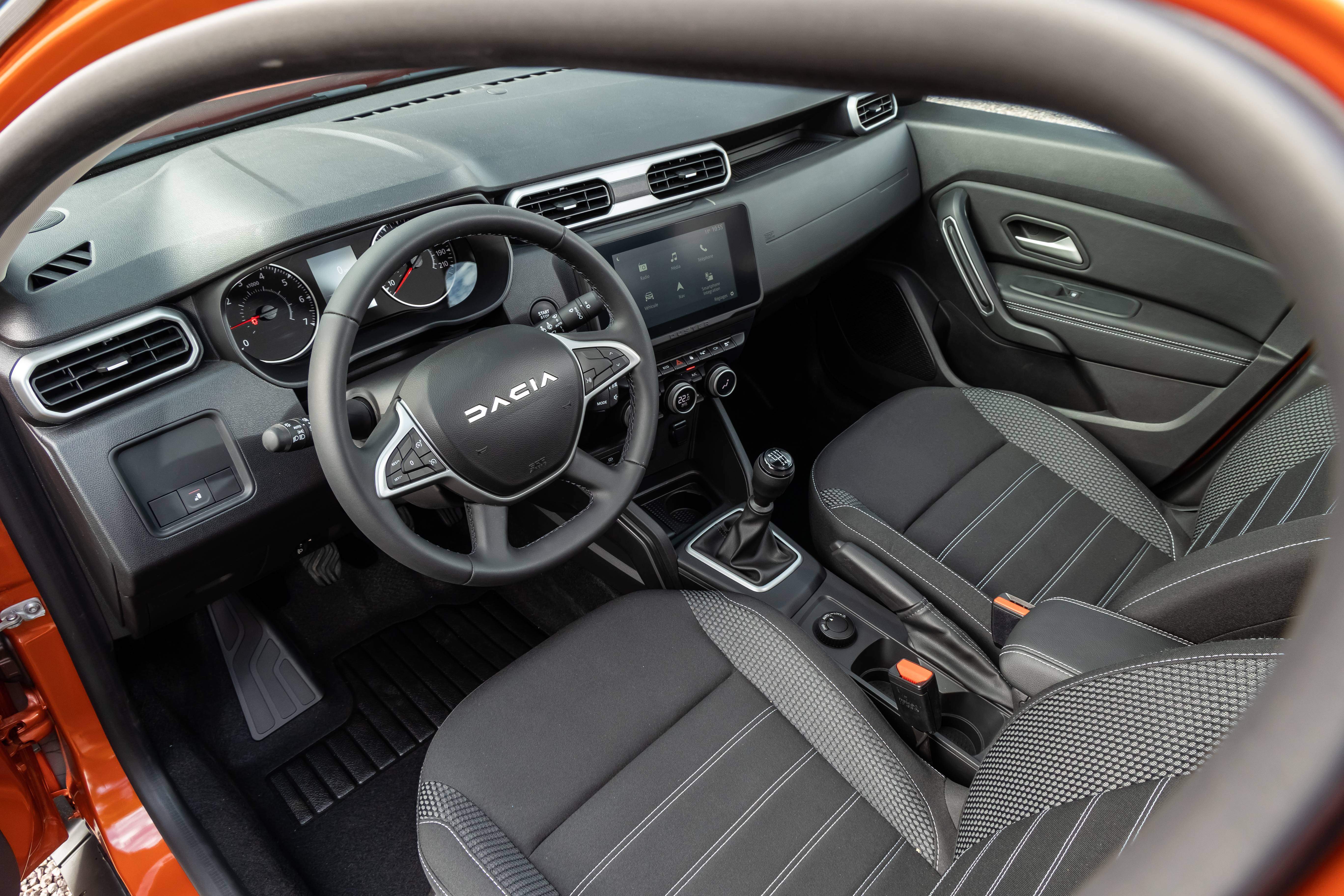 Dacia Duster interni