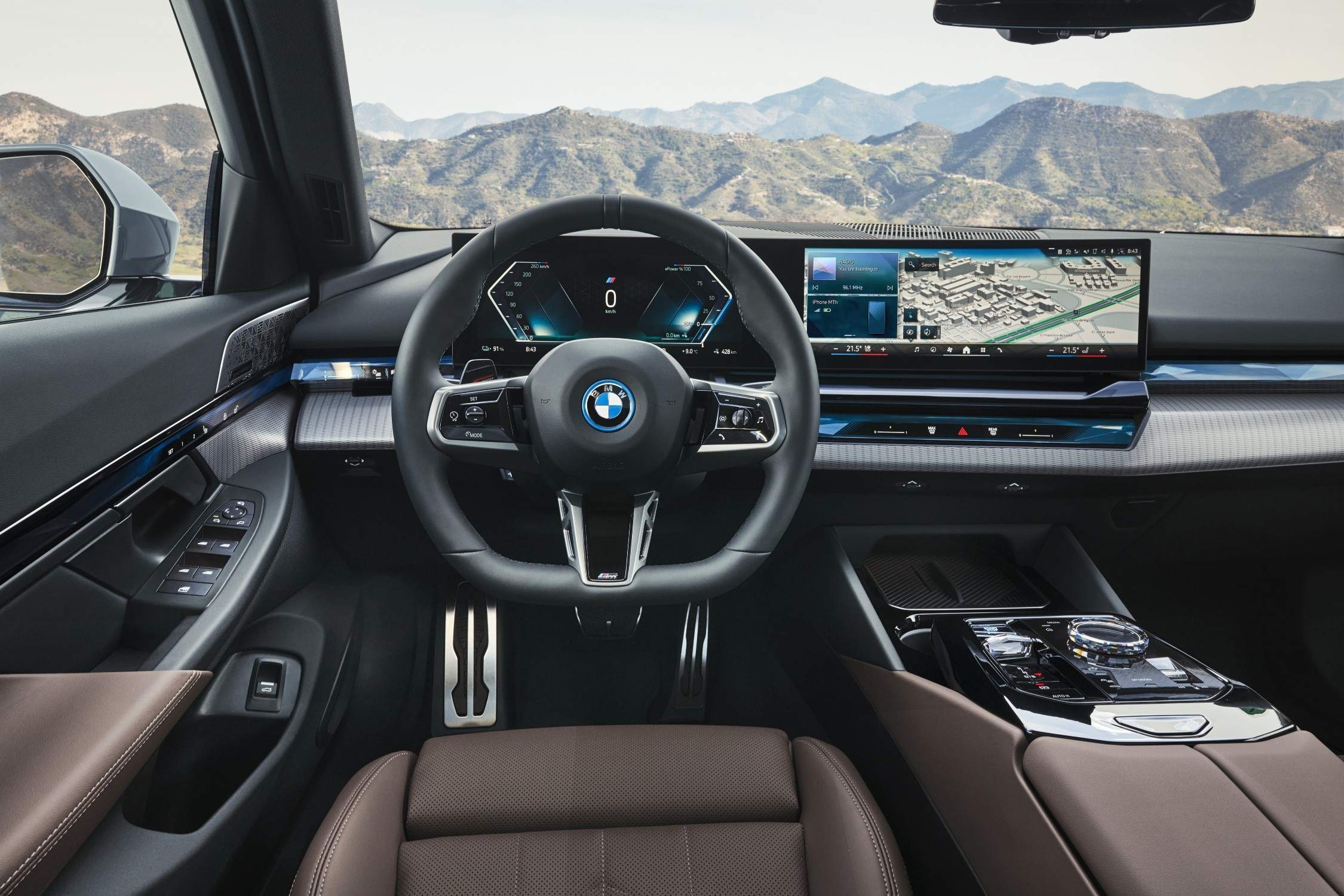 BMW Serie 5 interni 1
