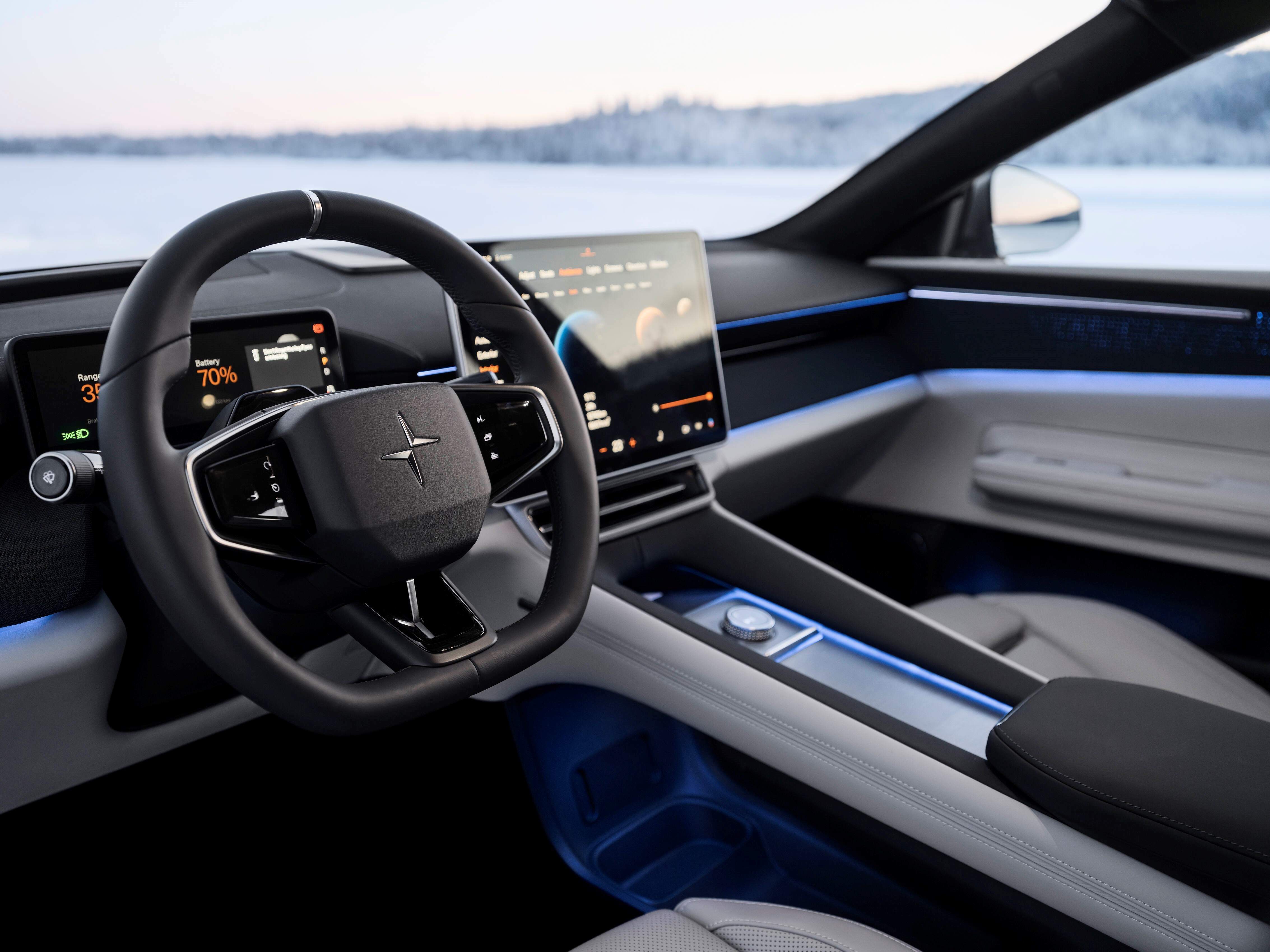 Polestar 4 3