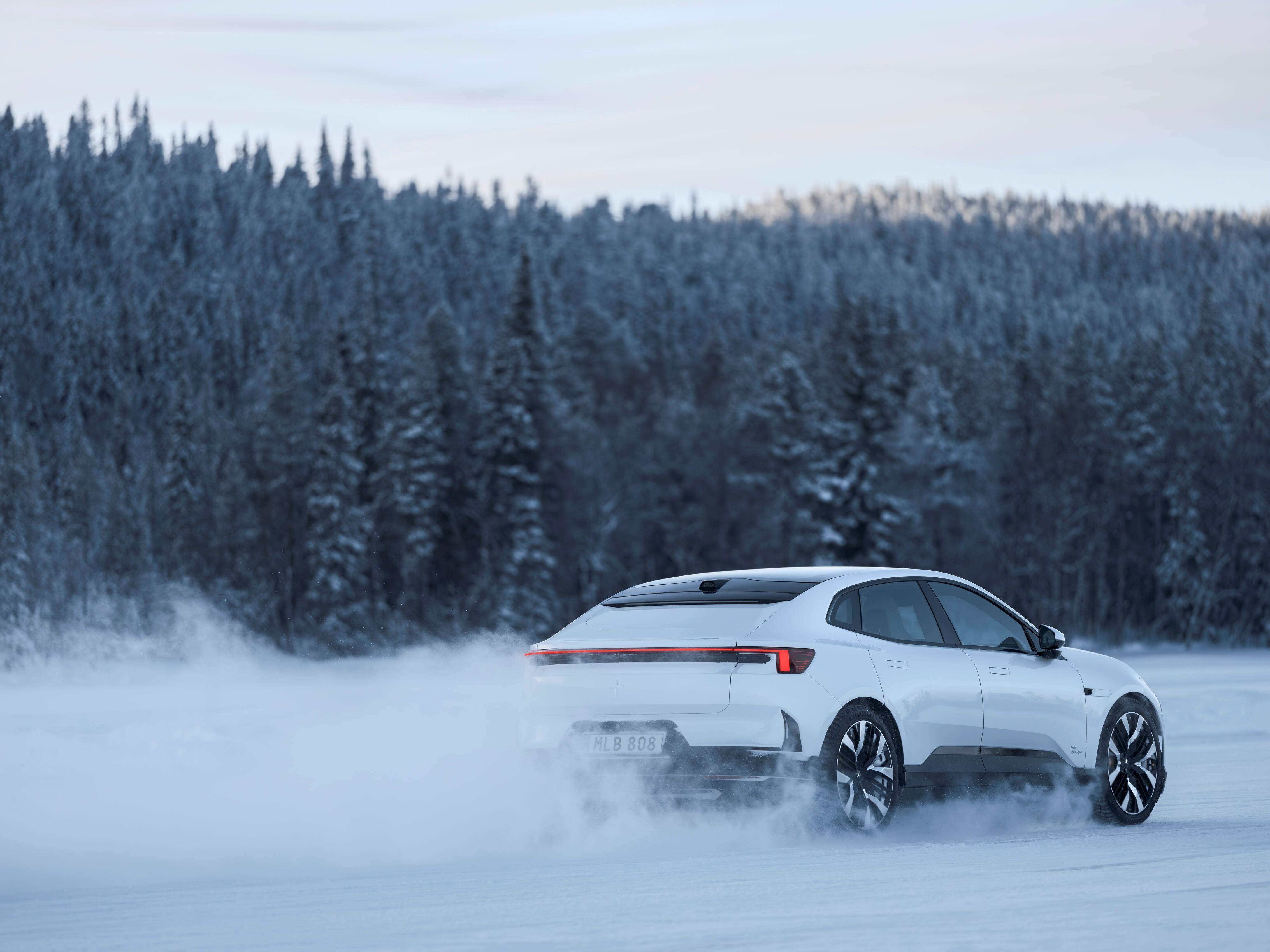 Polestar 4 4