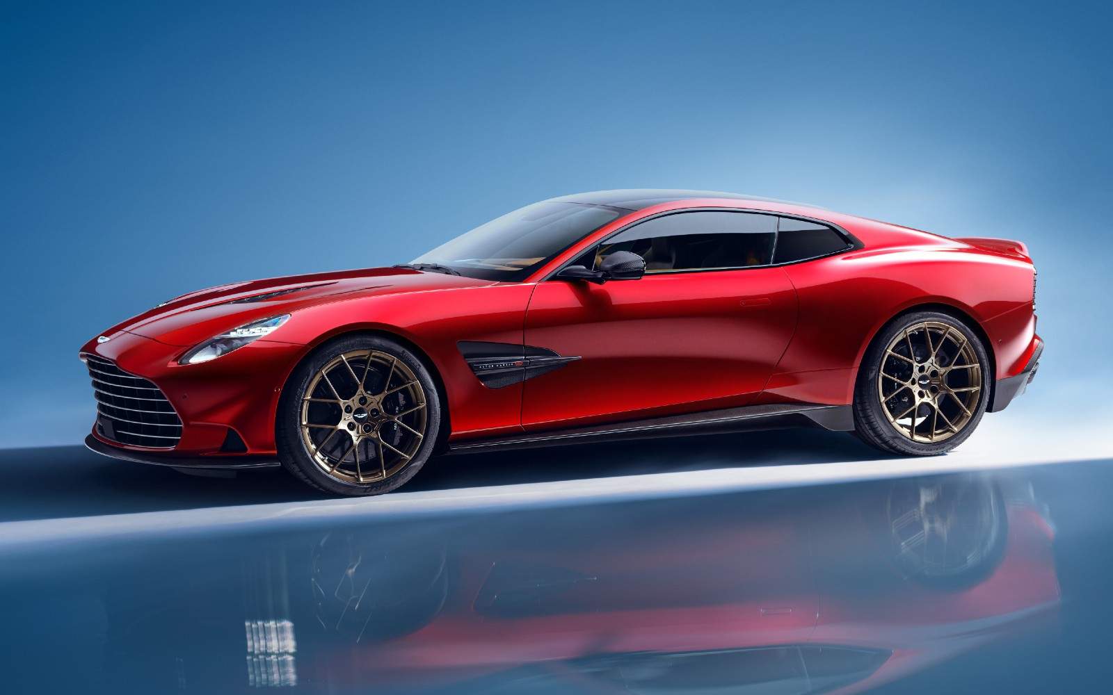 Aston Martin Vanquish