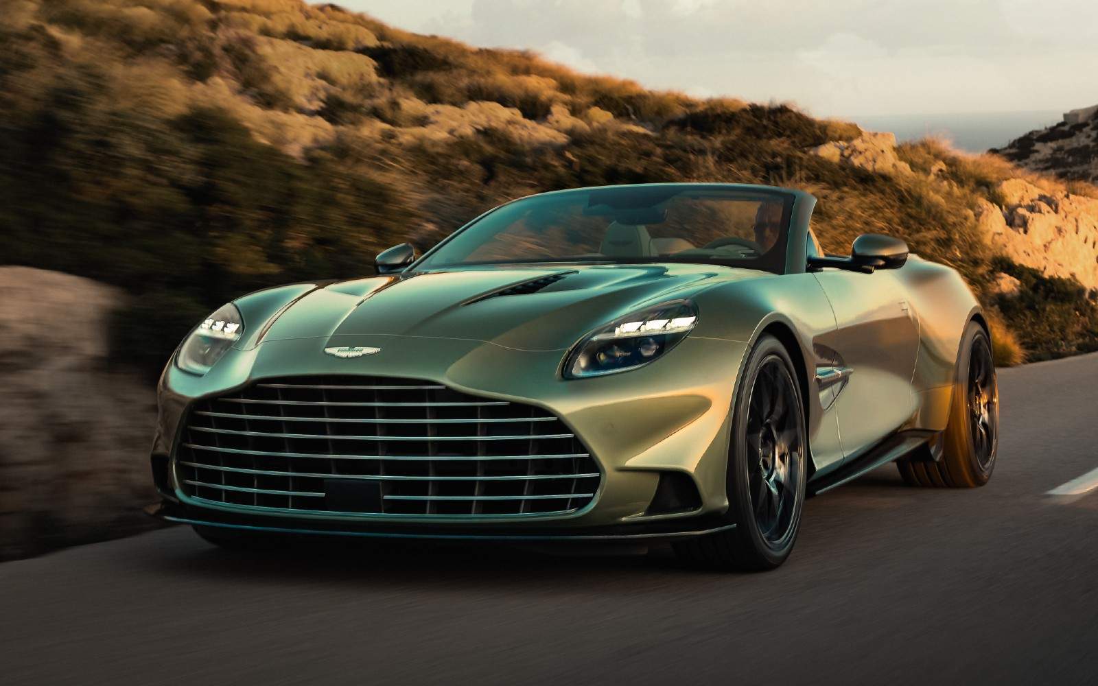 Aston Martin Vanquish Volante